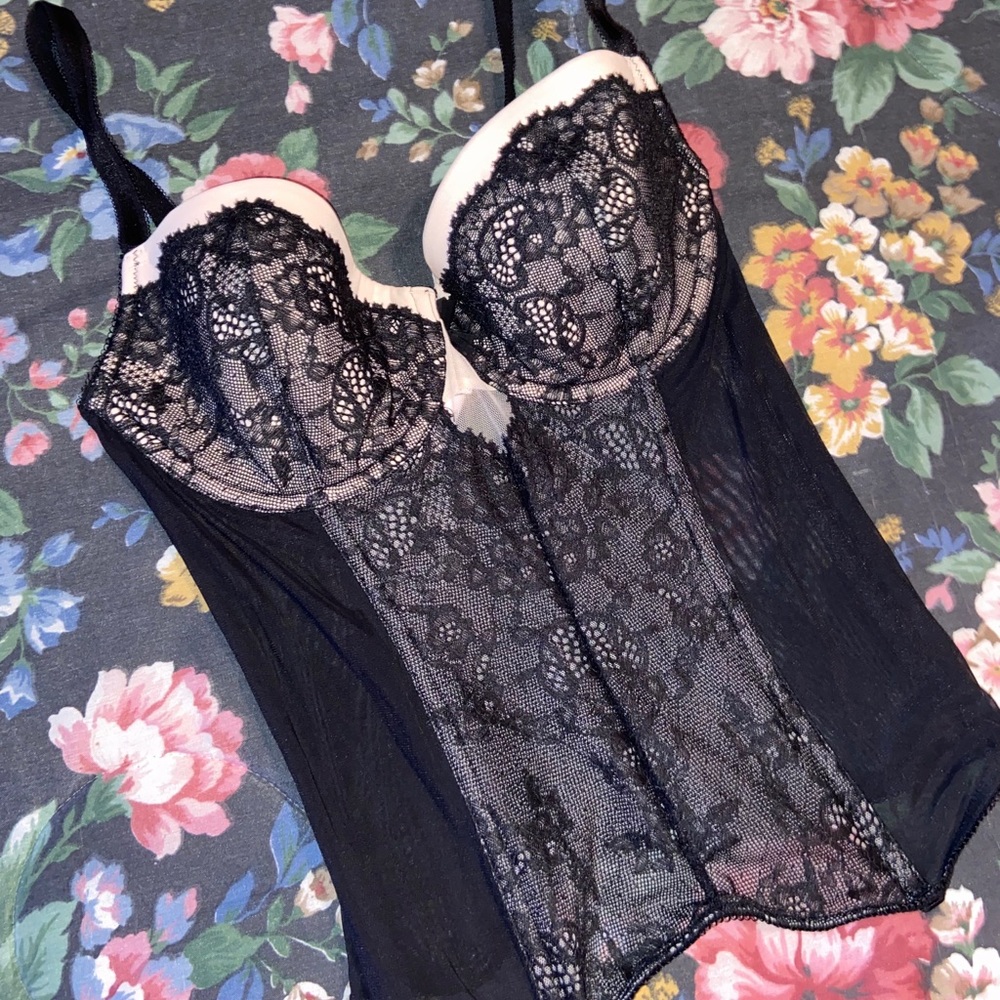 Victoria’s Secret Black &Cream Lace Corset Bustier